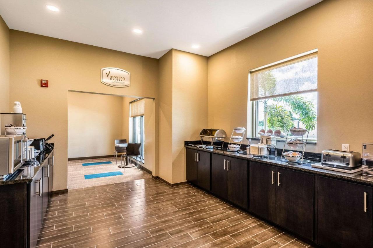 Mainstay Suites Sarasota I-75 Fruitville Zewnętrze zdjęcie